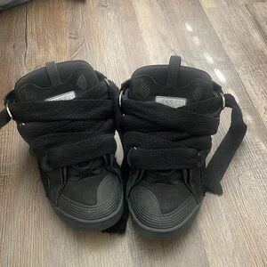 Lanvin Mens Black High-Top Sneakers